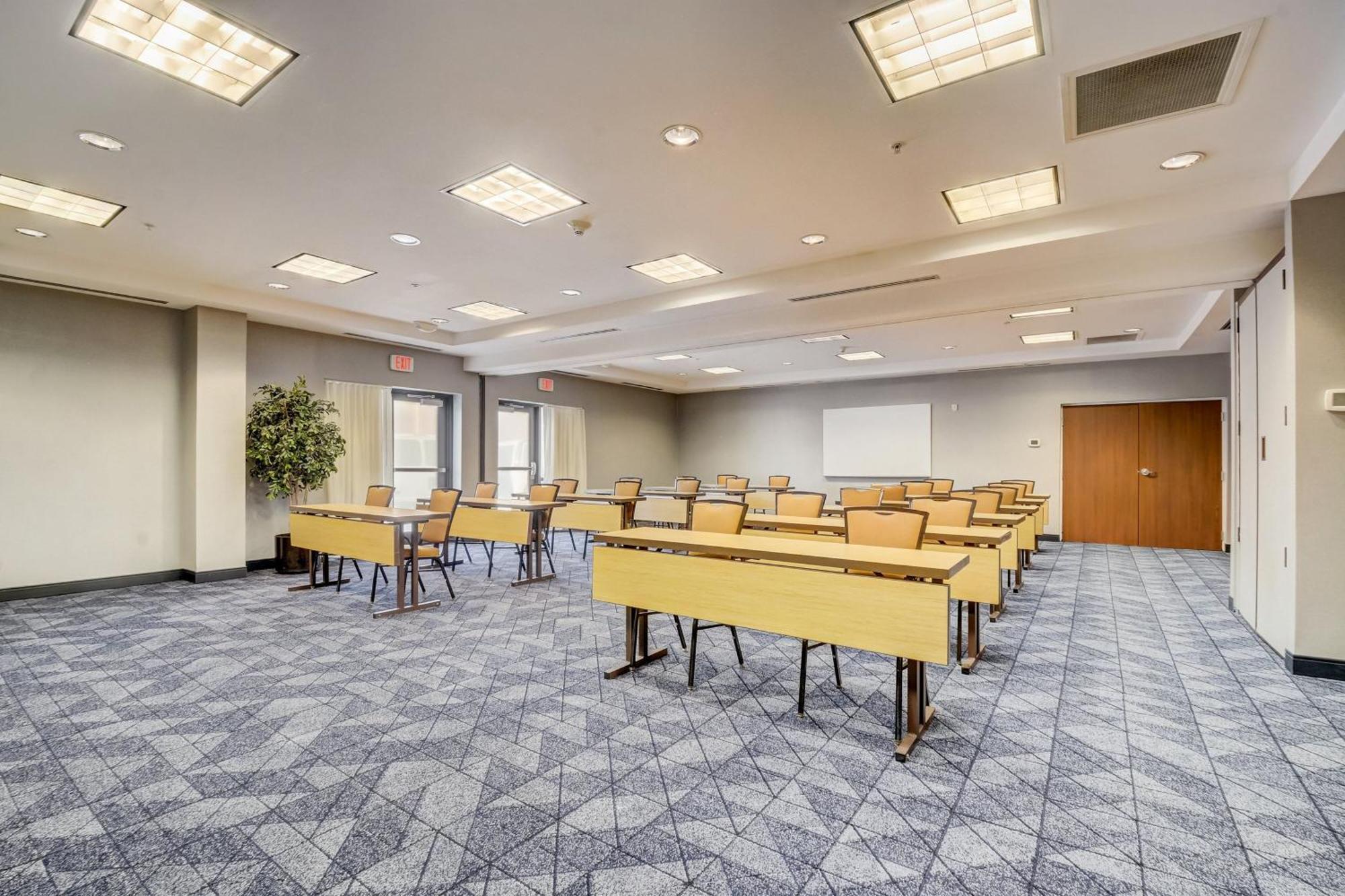 Courtyard Cincinnati North At Union Centre West Chester Extérieur photo