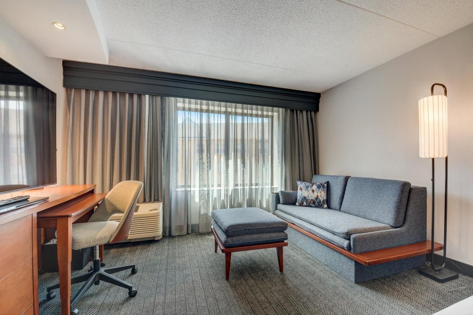 Courtyard Cincinnati North At Union Centre West Chester Extérieur photo